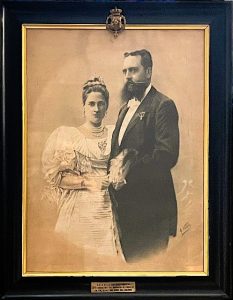 Retrato nupciál de Don Carlos de Borbón y Doña Berta de Rohan.</em>
